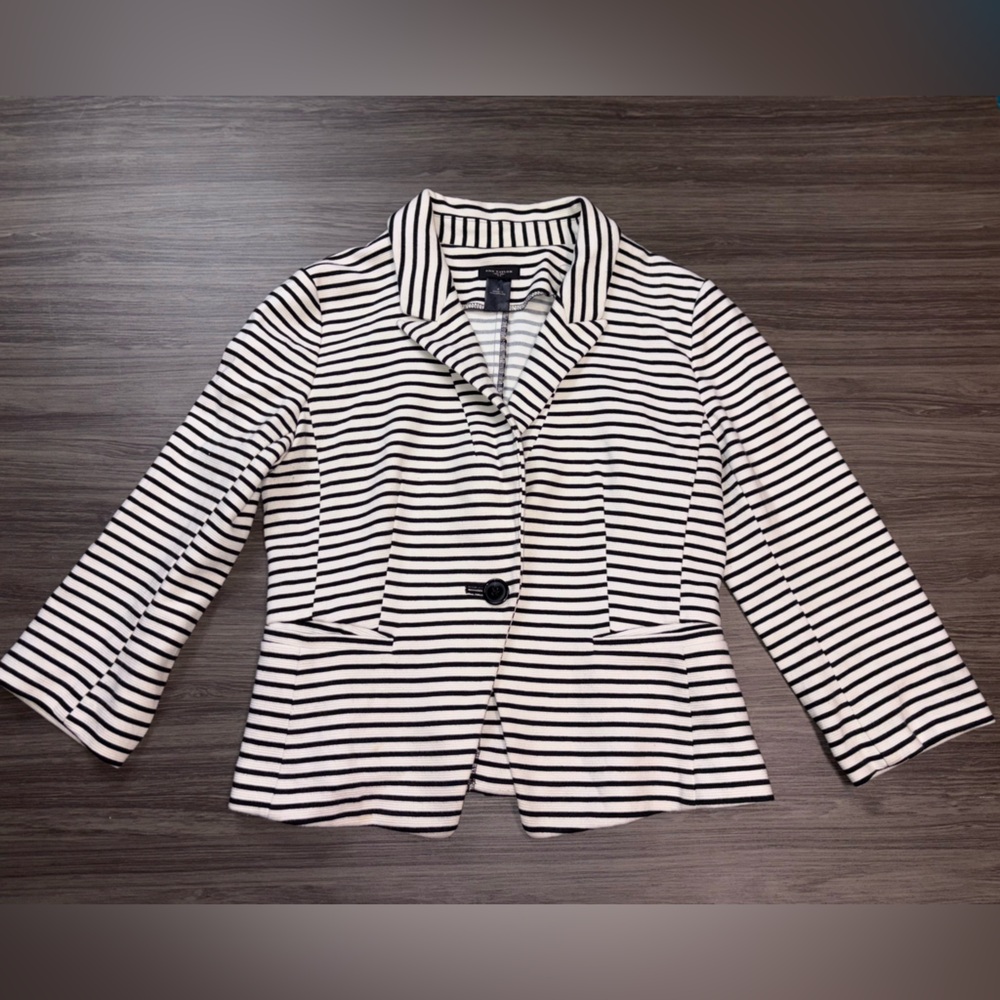 Ann Taylor Black and White Striped Blazer Size 4